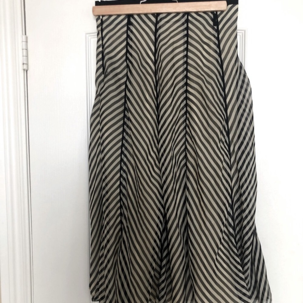 🎹 Catherine Malandrino sheer silk skirt